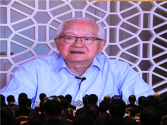 中國經(jīng)濟(jì)體制改革基金會吳敬璉：改革尚未有窮期，面臨任務(wù)仍艱巨